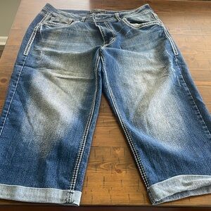 Cato size 16 capris.